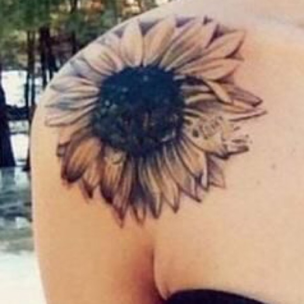 Meet your Posher, Brandi